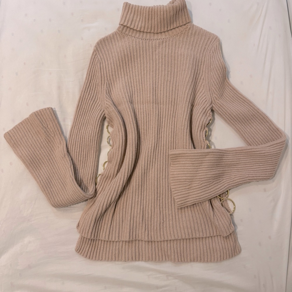 Rachel Zoe soft pink knit sweater